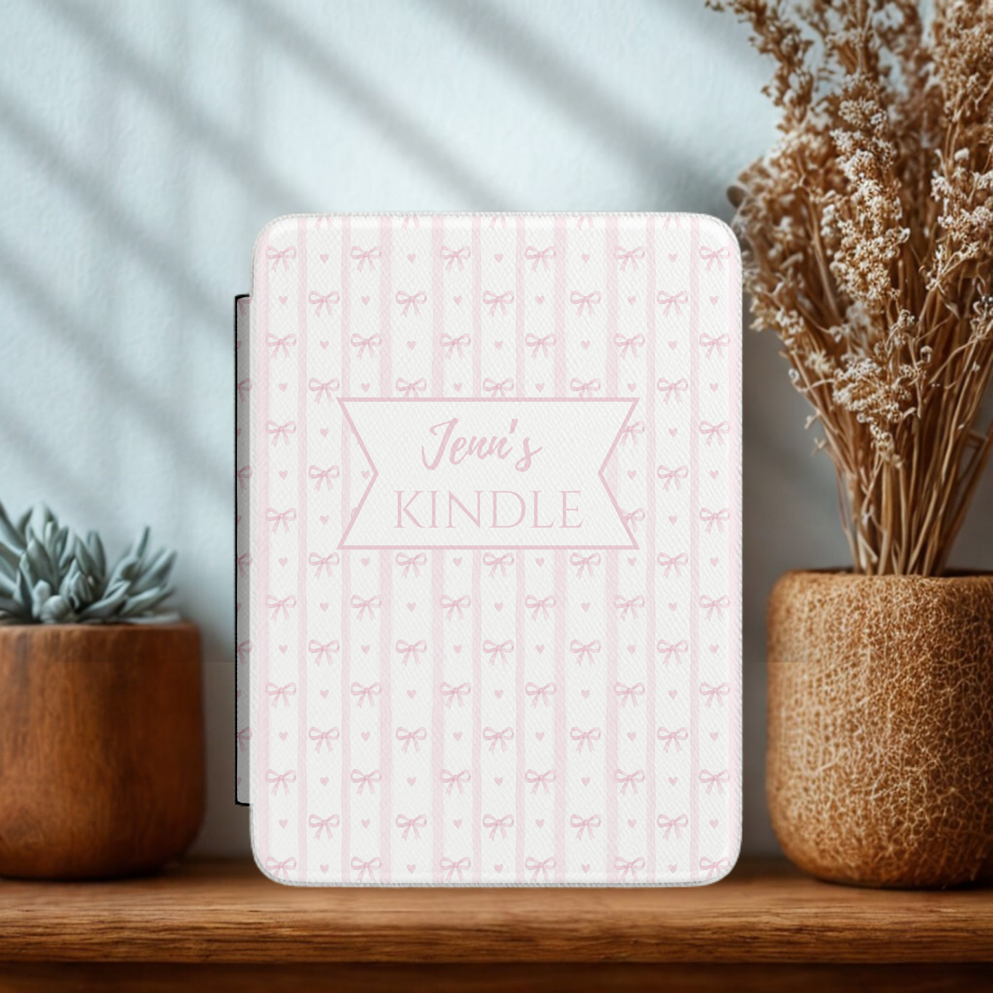 Personalized Coquette Kindle Case – Pink Bow Pattern Custom Name Aesthetic E-Reader Cover for Book Lovers