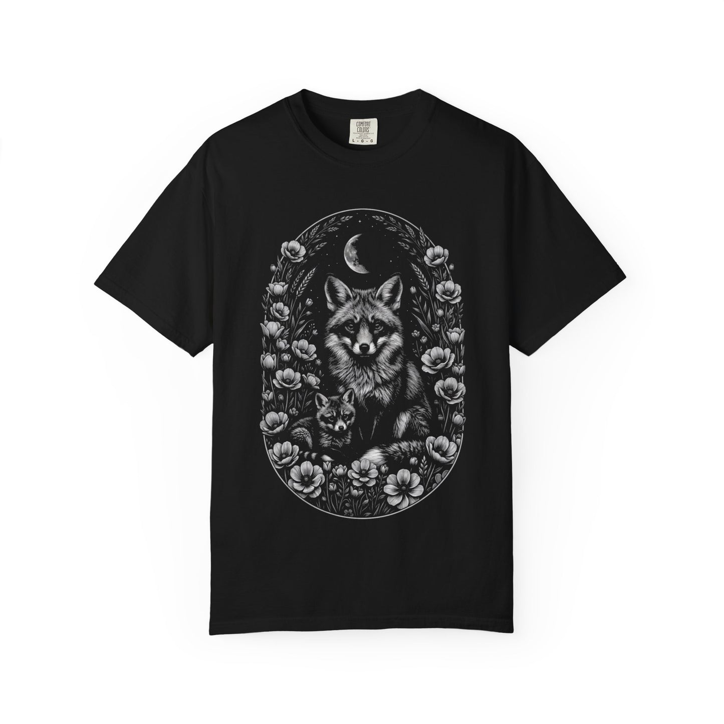 Cottagecore Fox T-Shirt – Minimal White Fox Graphic Tee on Comfort Colors for Animal Lovers